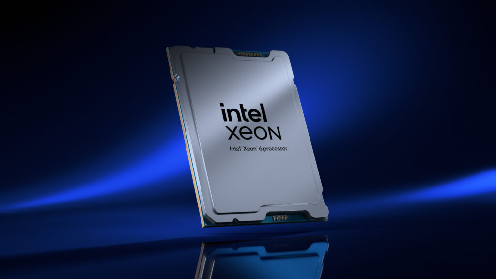 Intel Xeon 6 프로세서의 실제 모습이다.