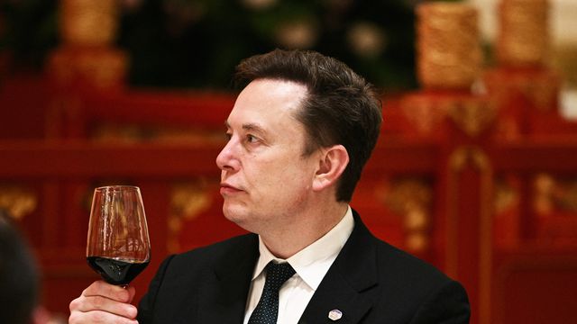 xAI 데이터 센터에 사용되는 가스 터빈 관련 이미지.