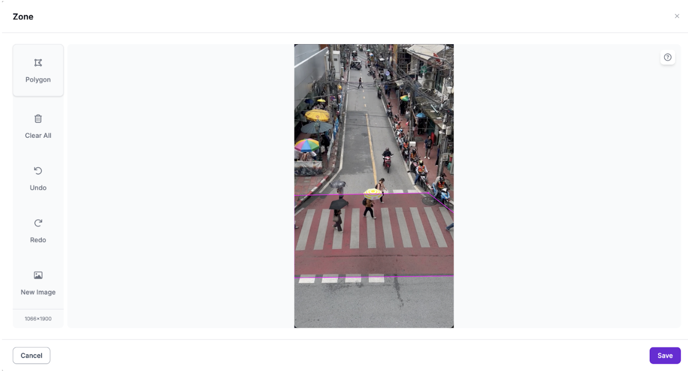 교차로 영상 위에 설정된 다각형 위험 구역