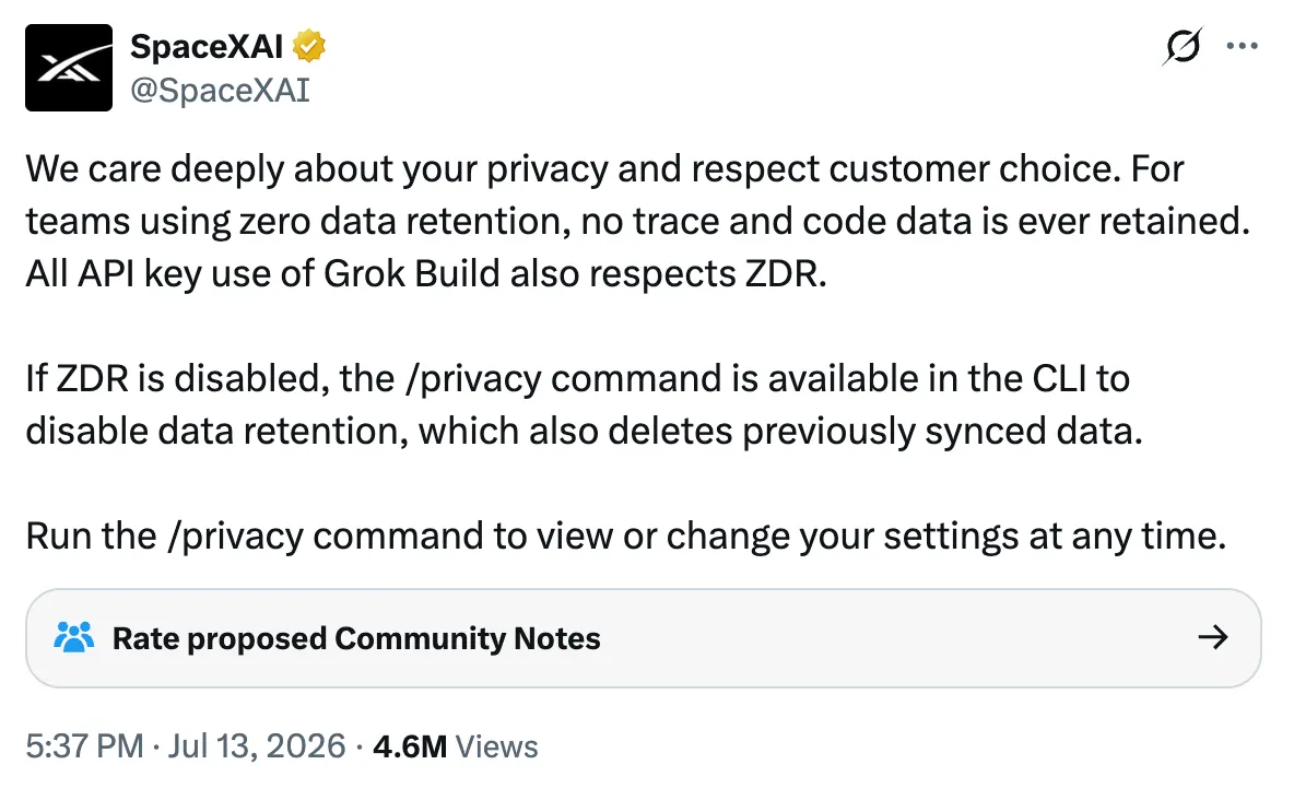 SpaceX 계정이 Grok Build의 Zero Data Retention과 /privacy CLI command를 안내한 게시물입니다.
